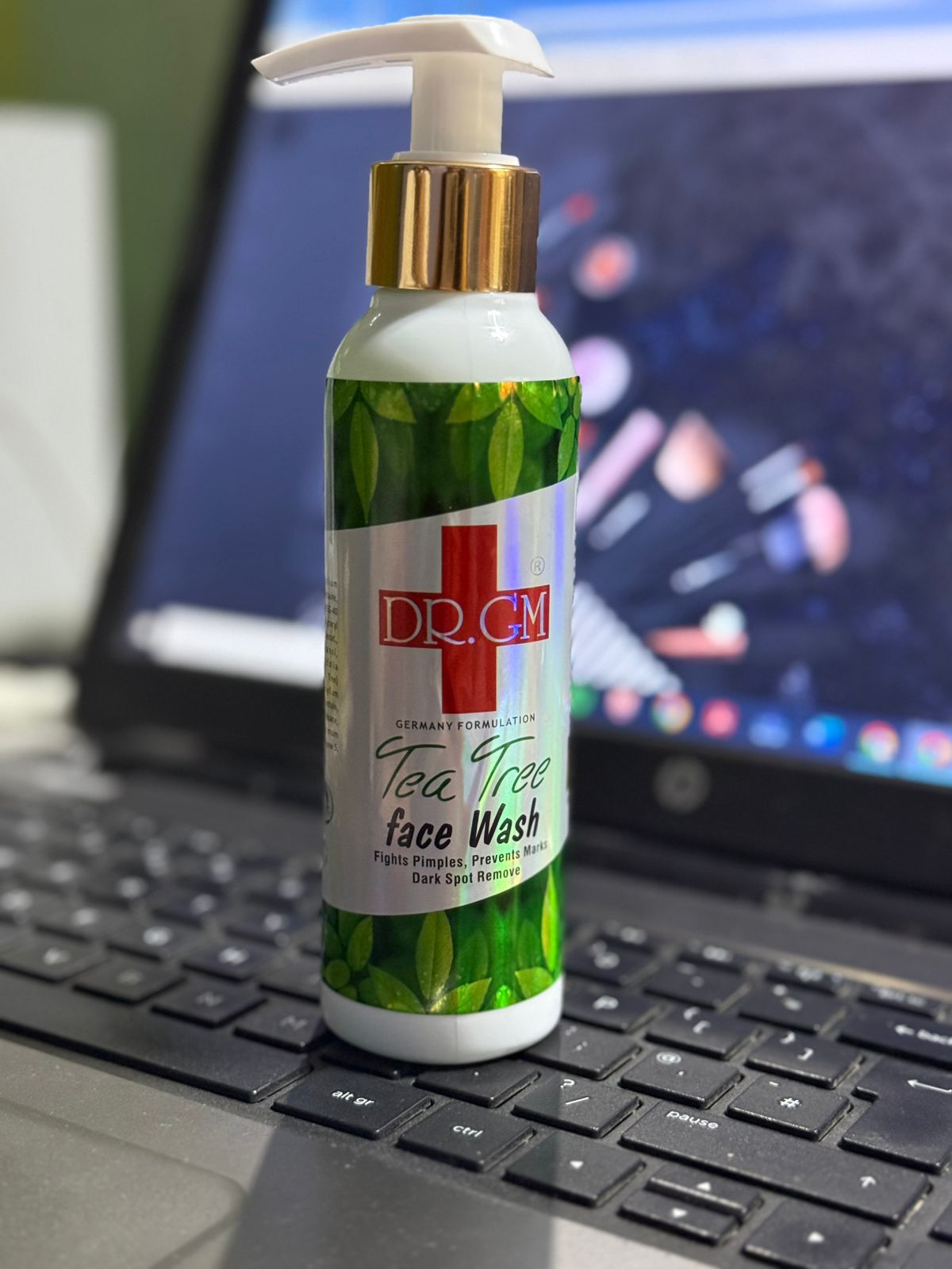 DR.GM Tea Tree Face Wash – Anti Acne & Dark Spot Cleanser